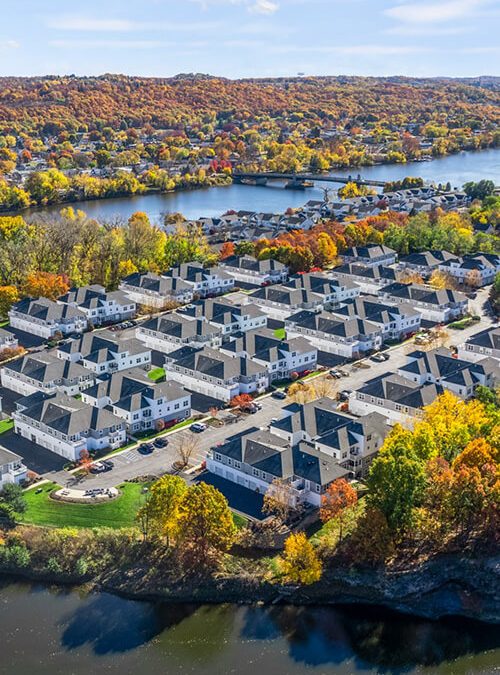Waters View Apartments
